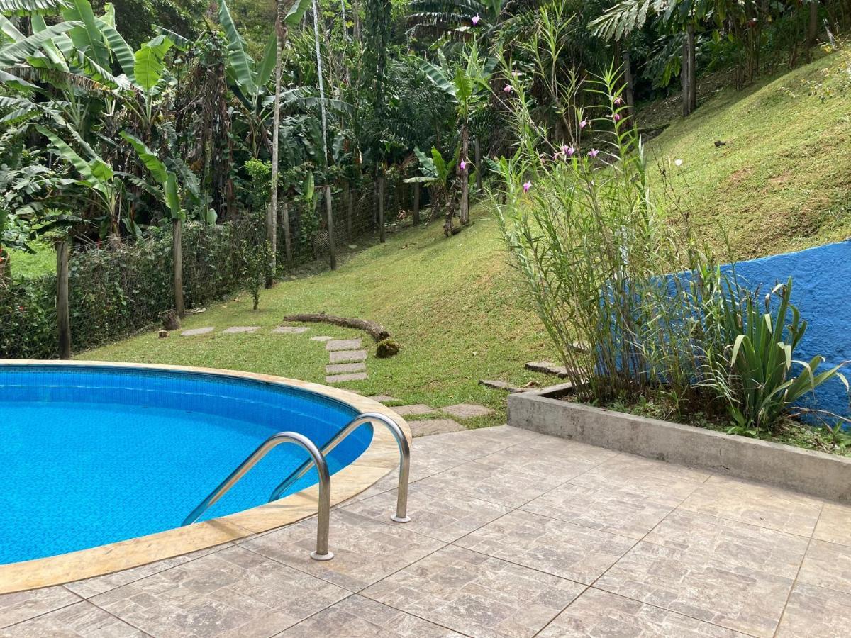 Suíte flores na Vermelha do Centro Ubatuba Exterior foto